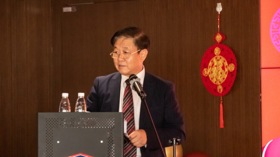 艾克瑞董事長 艾克瑞董事長